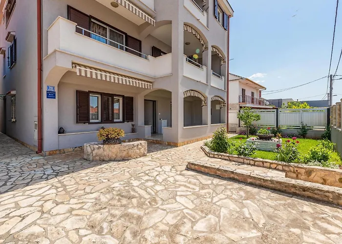 Apartment 20 *
