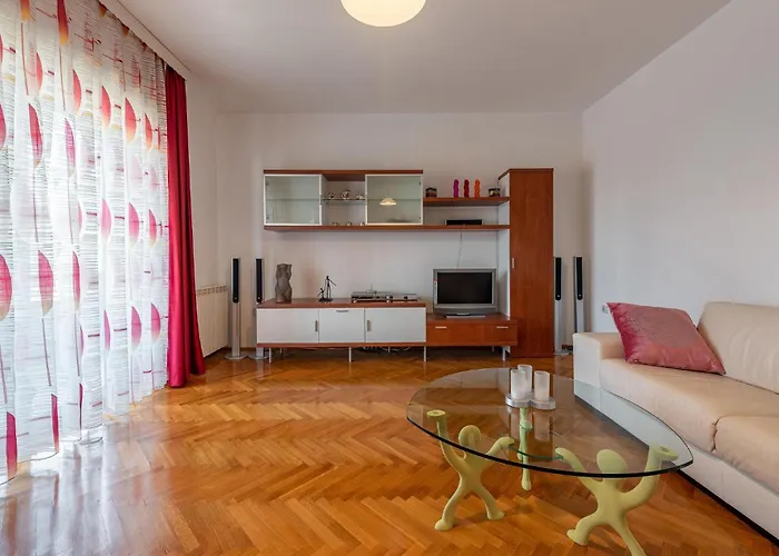 Apartment 20