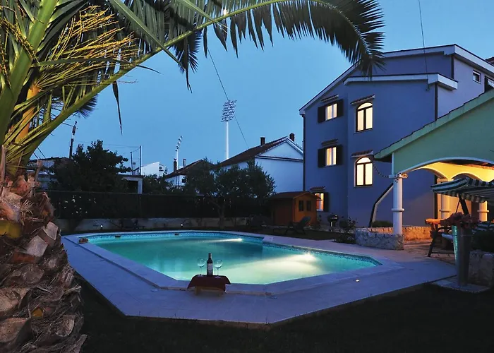 20 Апартаменты *