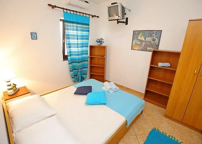 20 Apartment *